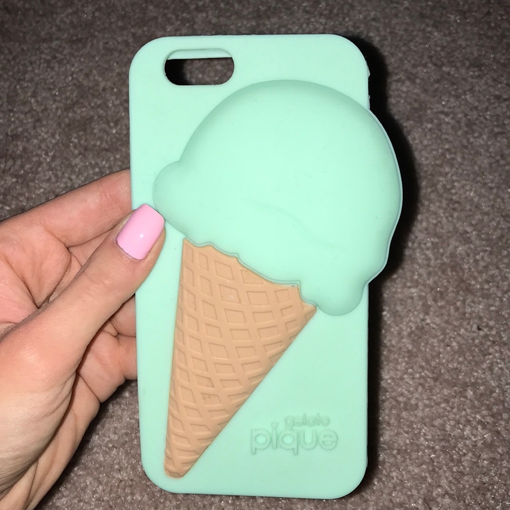BRAND NEW iPhone 6/6S Ice Cream Case